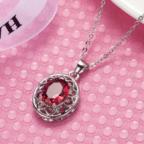 New! Hot Selling Rose Red Zircon Pendant Necklace - Picture 2 of 5